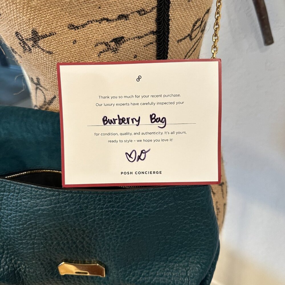 ✨ Authentic Burberry Mildenhall Crossbody Bag in Pebbled Leather - Deep Green ✨ - Picture 6 of 12